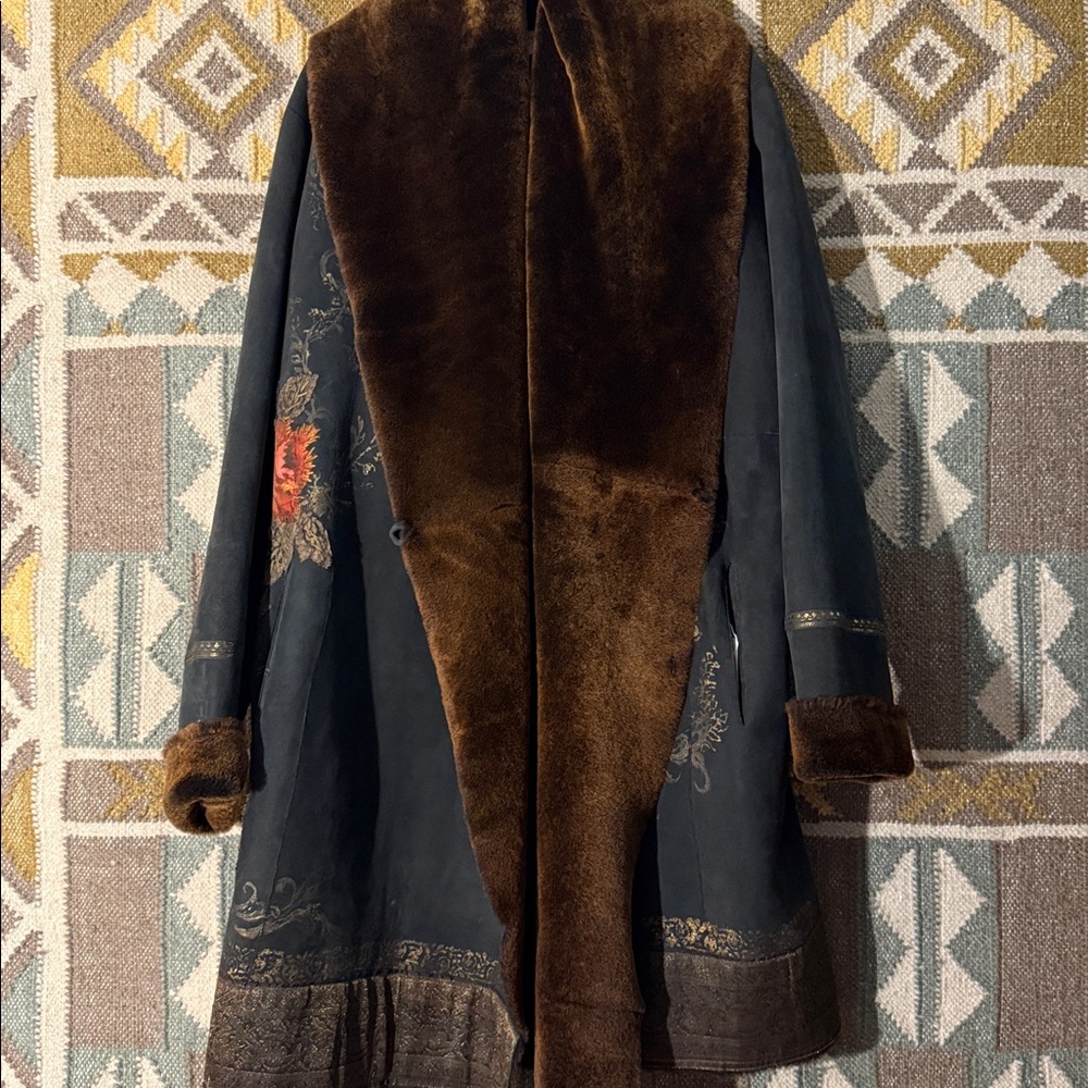 SARI Blooms Shearling coat. New with tags from Sundance. - Picture 10 of 13